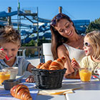 petit déjeuner en terrasse