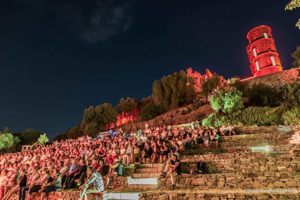 Grimaldines – spectacles de rue avec concerts au Château en soirée